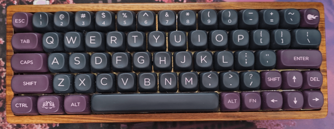 Home-assembled Poker, Y&R 6095, minila layout, zebrawood case